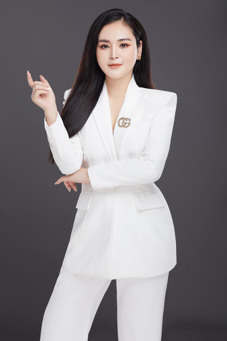 Đại sứ làm đẹp quốc tế The Face Beauty 2023 - Master Chakra Ling và hành trình chinh phục đam mê 2 charkling nguyen thi thanh van14