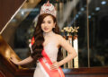 Master Nguyễn Cẩm Nhung – Nữ hoàng tiên phong trong ngành làm đẹp được xướng danh tại Đêm kiệt tác 2024