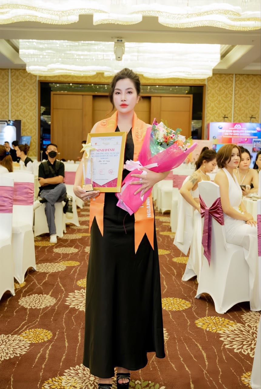 TRAN THI HONG DIEU 3