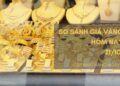 So sánh giá vàng hôm nay 21/10: Đảo chiều, vàng SJC lại vượt mốc 67 triệu đồng/lượng