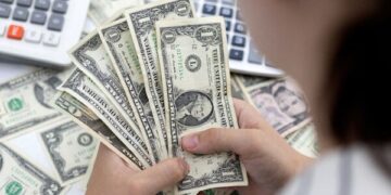 Tỷ giá USD hôm nay 3/11: Giảm ít tại thị trường ngân hàng