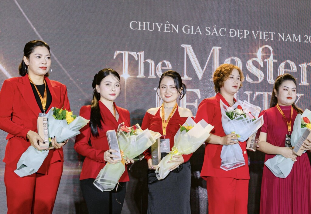 master tram nguyen ghi dau an tai su kien the masters beauty of vietnam voi ky thuat fav brows 11