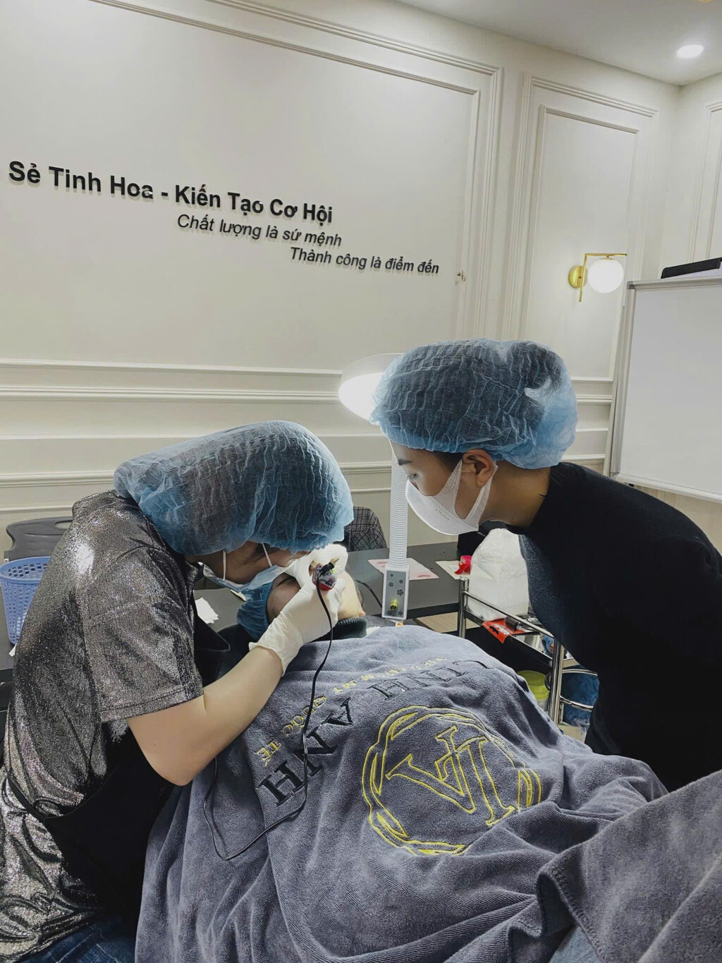 hoi thao the masters beauty of vietnam 2024 mentor le nuong va su menh ton vinh net dep tu nhien