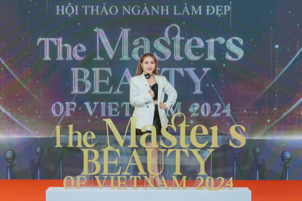 mentor kien tao thuy an nguoi thoi hon vao nghe thuat phun xam tai hoi thao the masters beauty
