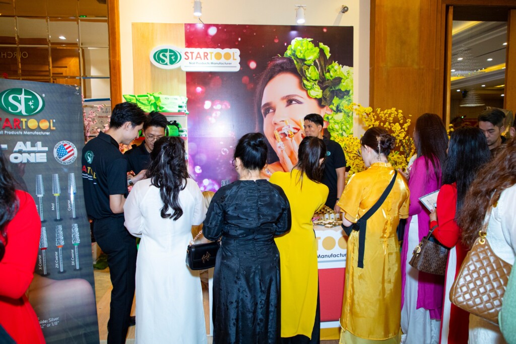 ceo tammy tran va hanh trinh chinh phuc nghe thuat nails cung cong ty startool 3