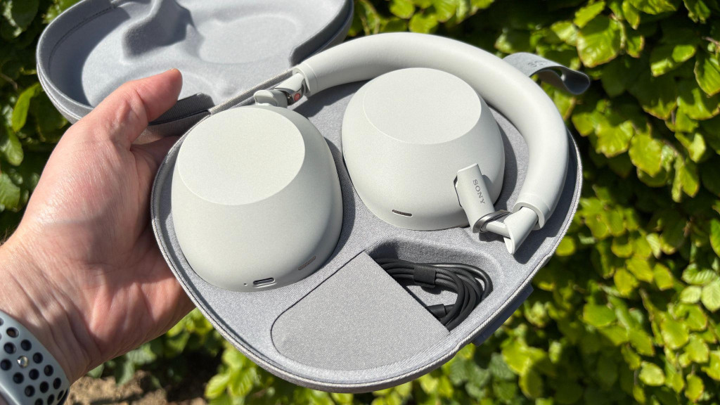 bose quietcomfort ultra co phai la doi thu xung tam voi sony wh 1000xm6 1