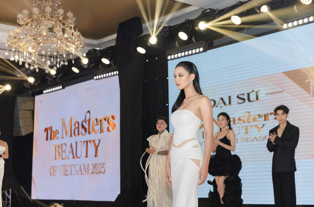 master quynh nhu dai su ruc sang tai the masters beauty of vietnam season 2 1