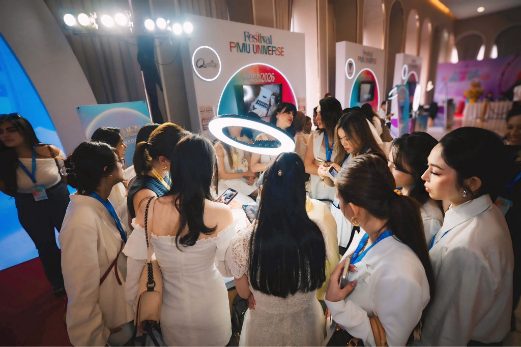 Master Nettip Thongsri and QVision Academy redefine global PMU standards as Gold Sponsor at Festival PMU Universe Awards 2026 5 master nettip thongsri and qvision academy redefine global pmu standards as gold sponsor at festival pmu universe awards 2026 7